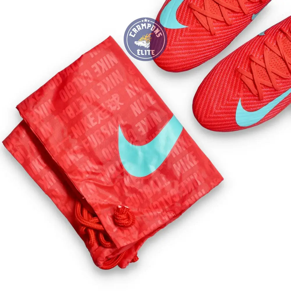 Air Zoom Mercurial Vapor 16 AG-PRO Mad Energy - Rouge/Bleu