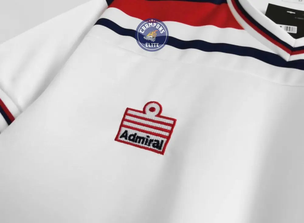 Angleterre 1982 Domicile