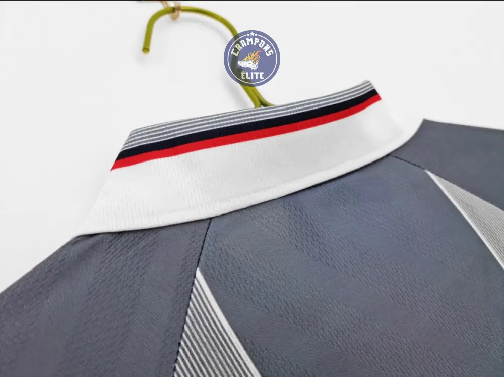 Angleterre 1996 Extérieur à manches longues