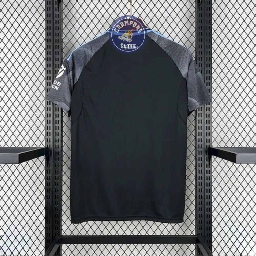 Aston Villa 2025/26 Extérieur