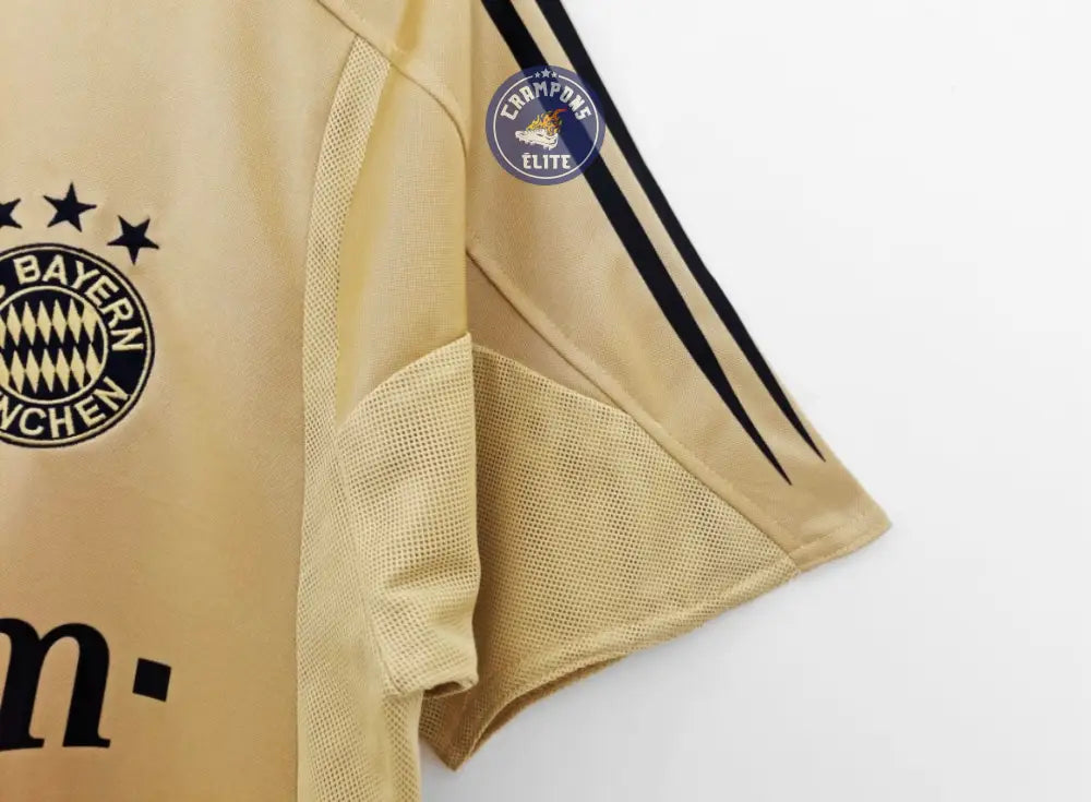 FC Bayern 2004/05 Extérieur