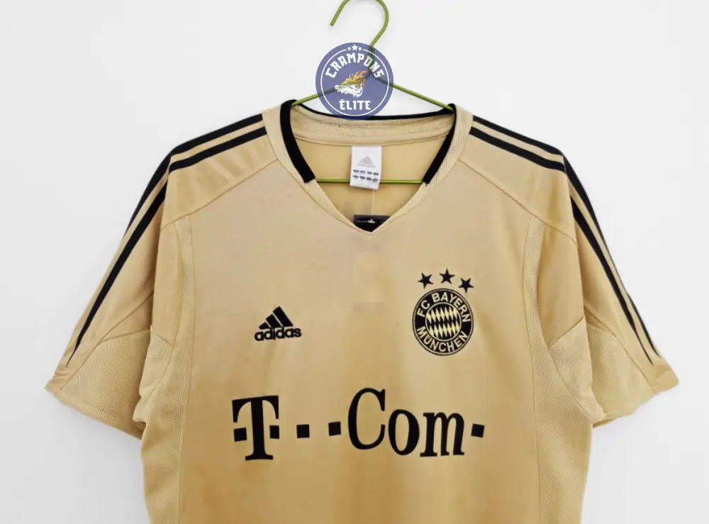 FC Bayern 2004/05 Extérieur