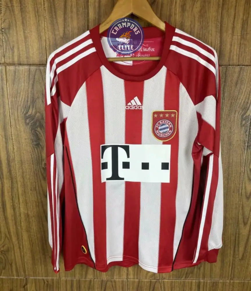 Image of FC Bayern 2010/11 Domicile à manches longues