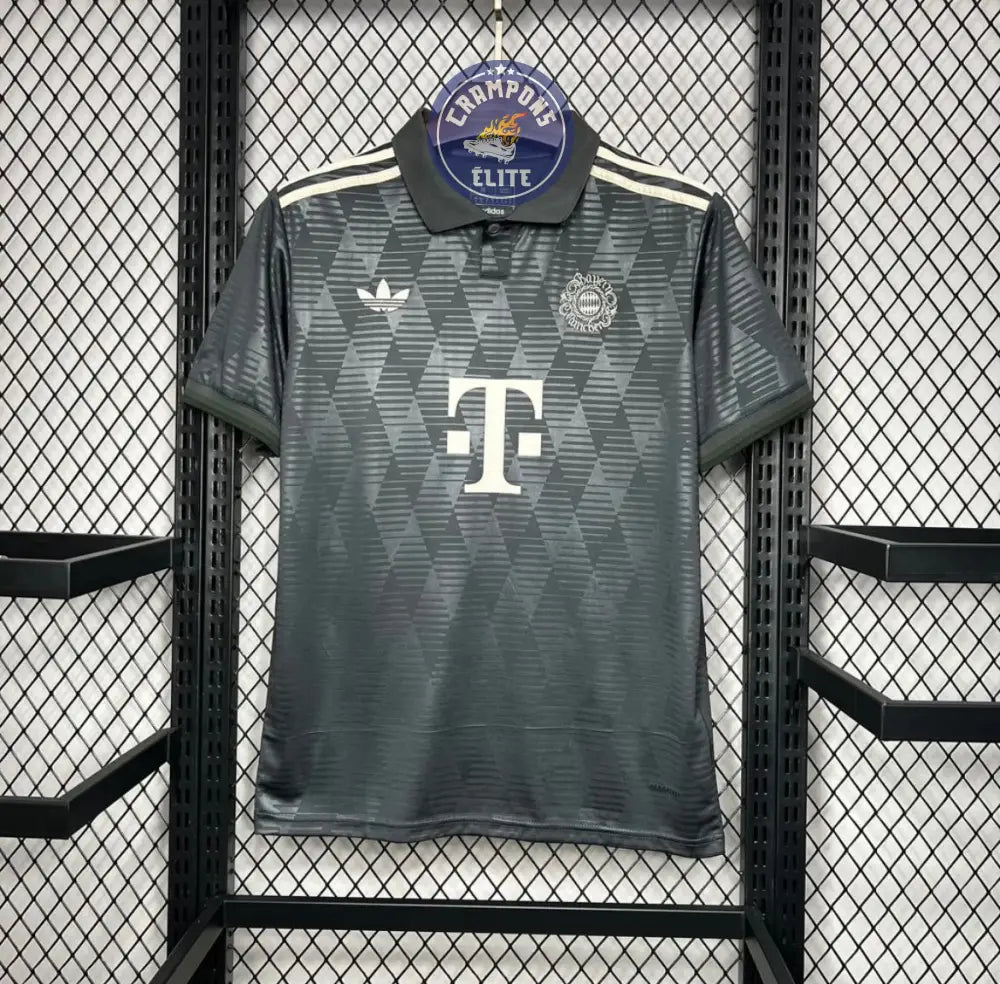 FC Bayern 2024/25 OKTOBERFEST