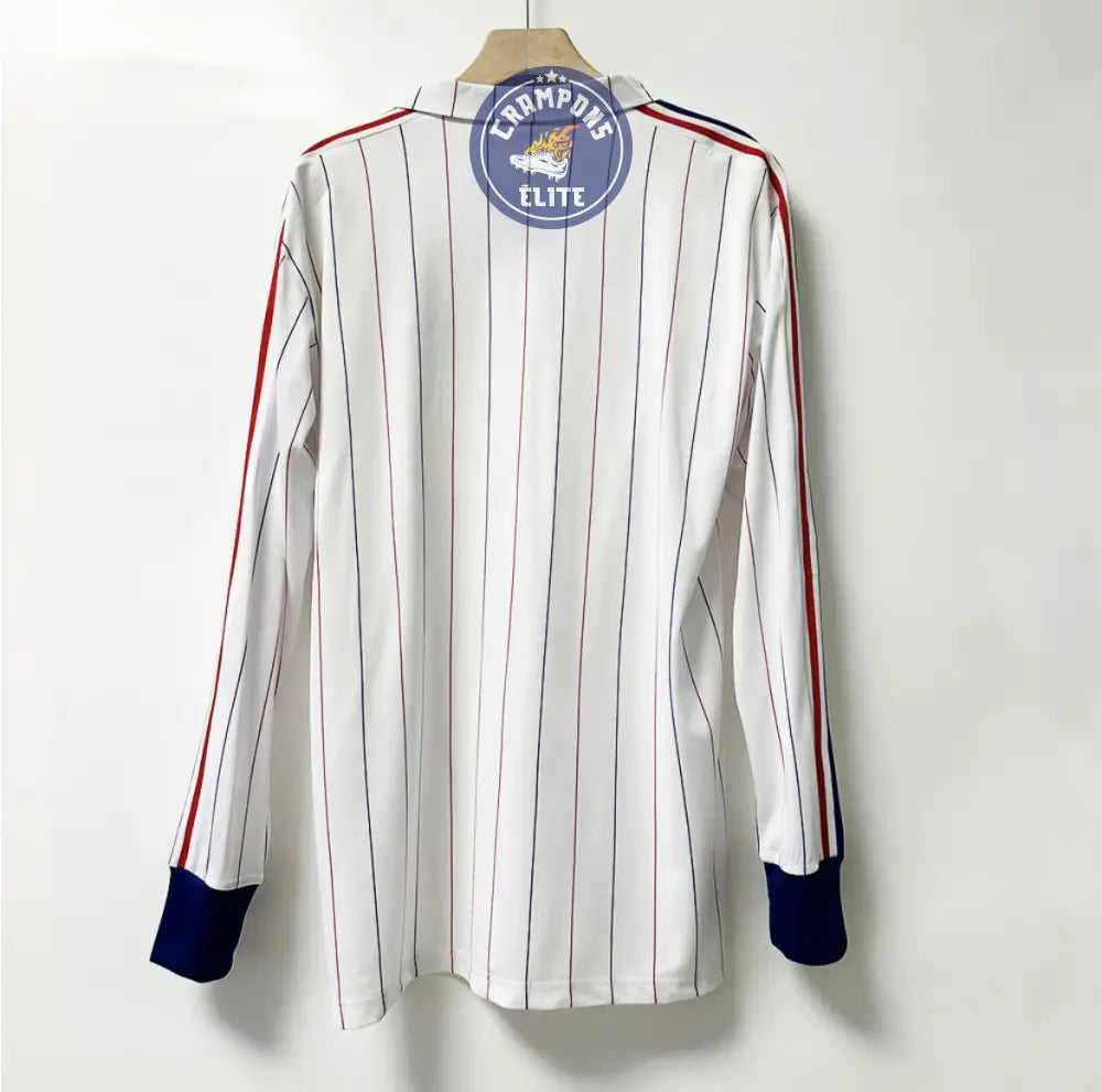 Image of France 1980 Extérieur à manches longues