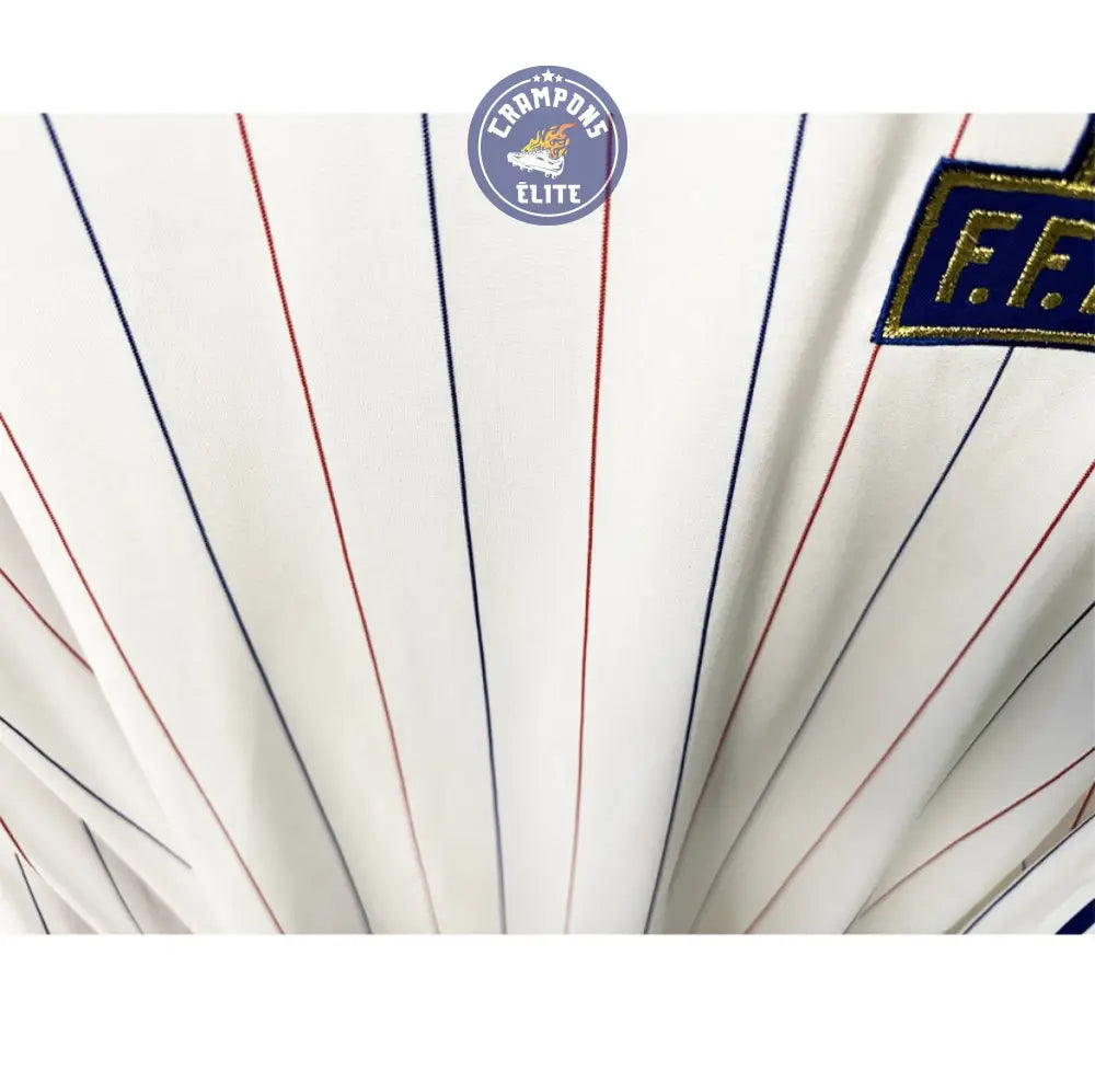 Image of France 1980 Extérieur à manches longues