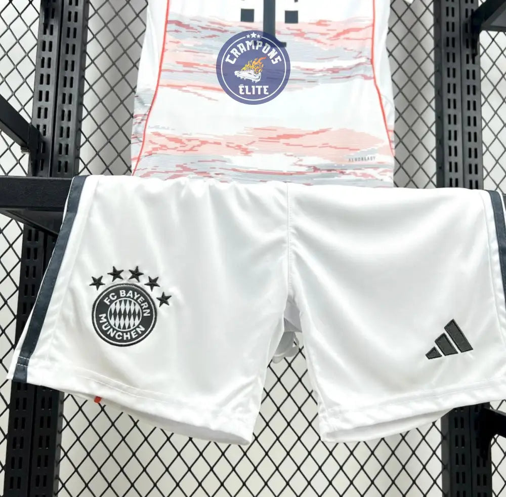 Kits Enfants FC Bayern 2025/26 Extérieur