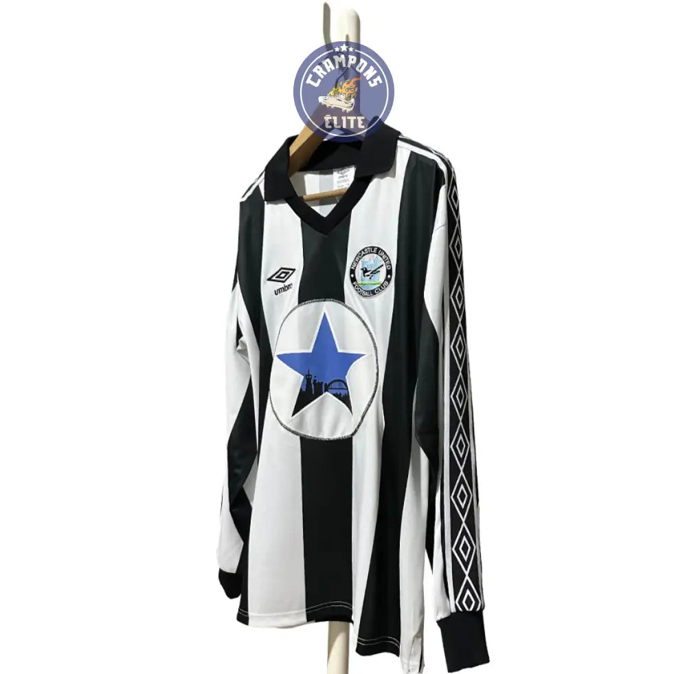 Newcastle 1980/81 Domicile à manches longues