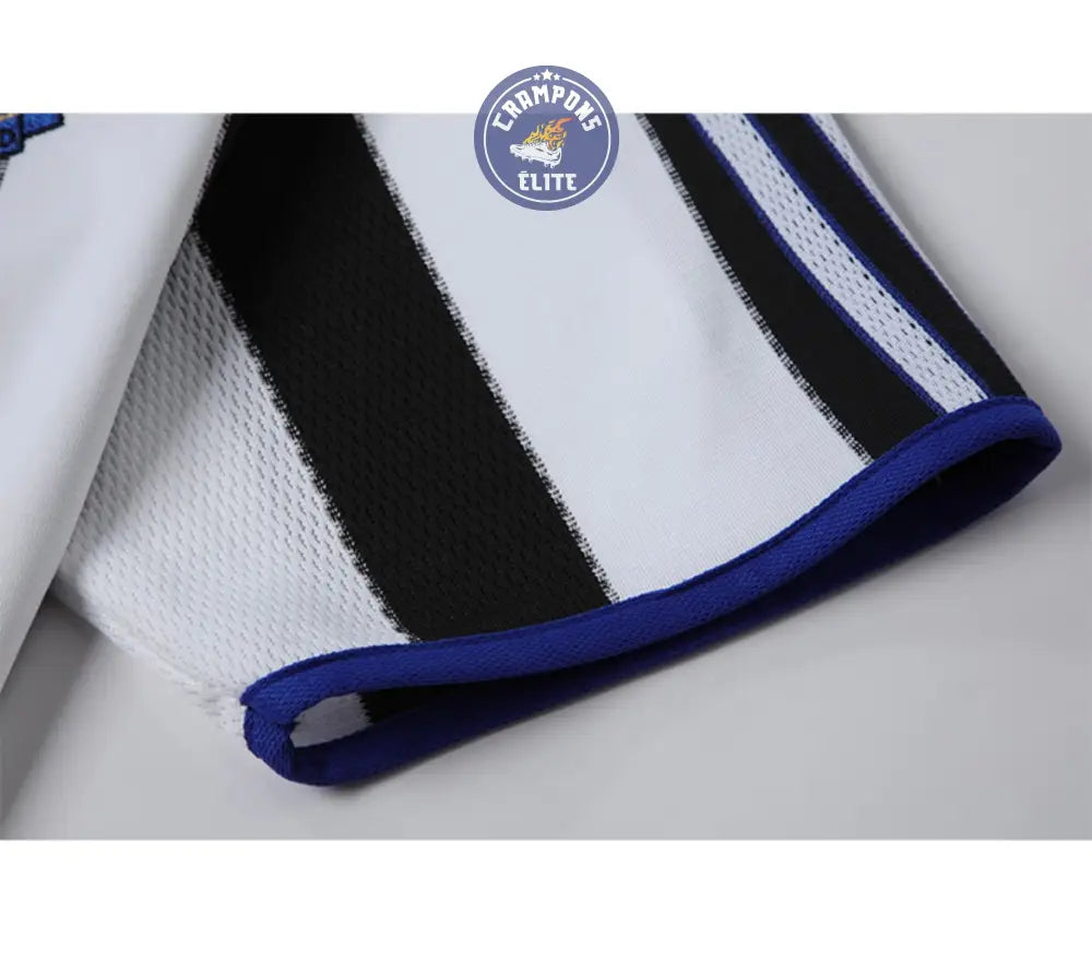 Newcastle 2000/01 Domicile