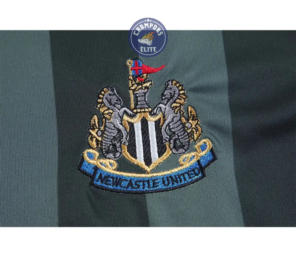 Image of Newcastle 2004/05 Extérieur