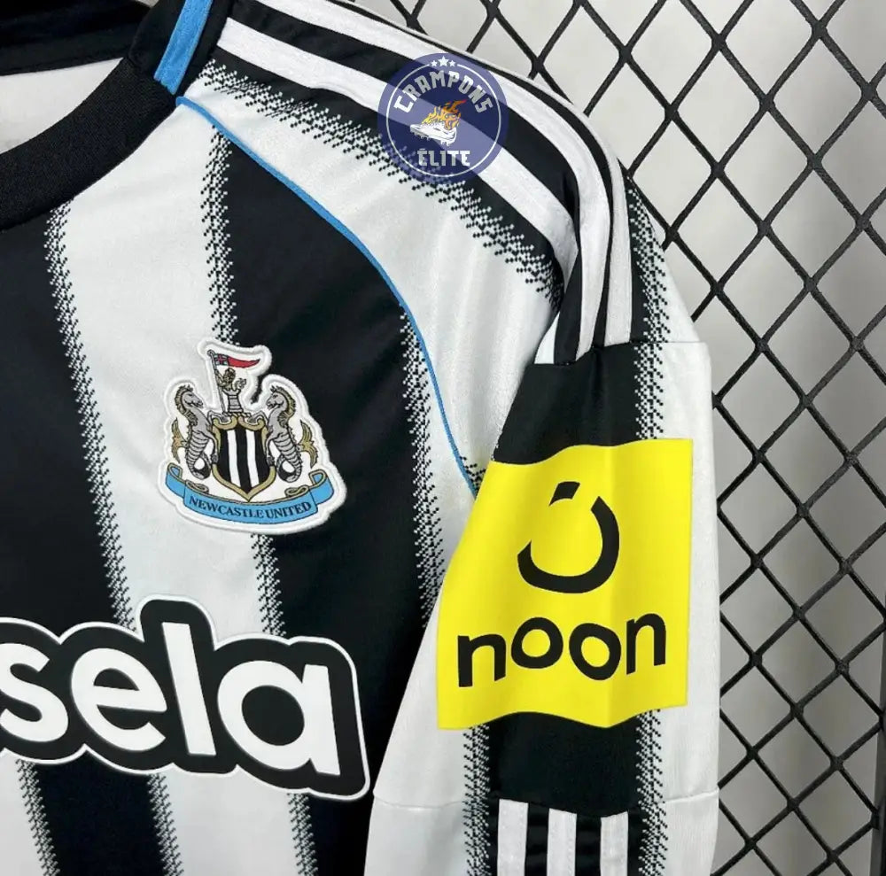 Newcastle 2025/26 Domicile à manches longues