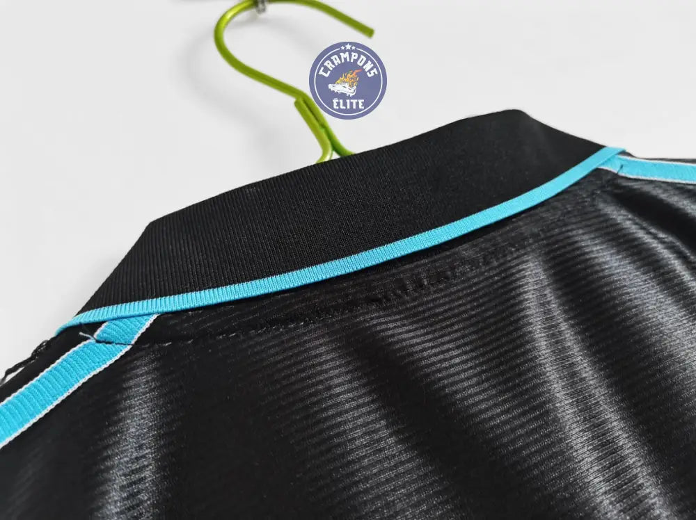 OM 1999/00 Extérieur