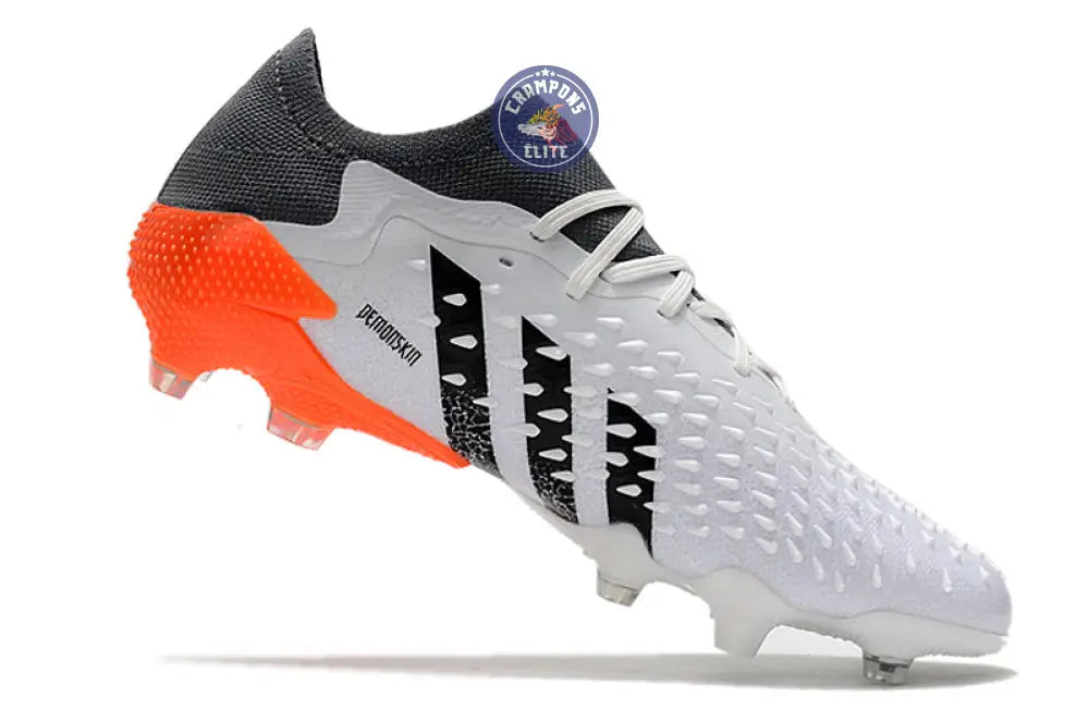 Predator Freak Basse Lacets FG - Blanc/Noir/Orange