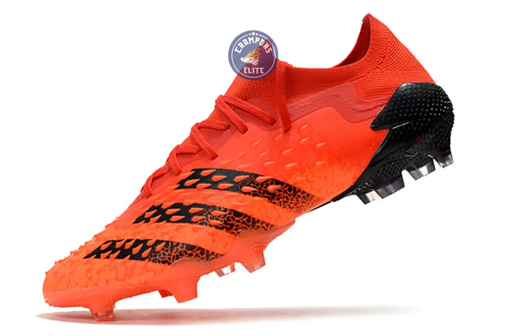 Predator Freak Basse Lacets FG - Rouge/Noir/Orange