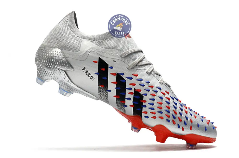 Predator Freak Basse Lacets FG Showpiece - Argenté/Noir/Rouge