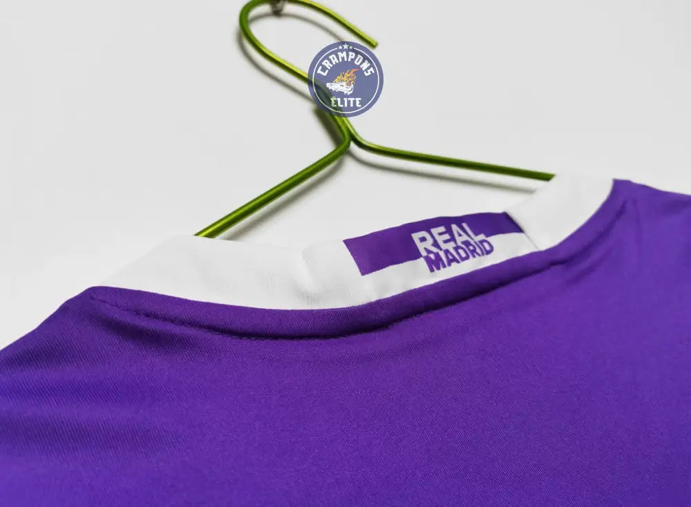 Image of Real Madrid 2016/17 Extérieur à manches longues