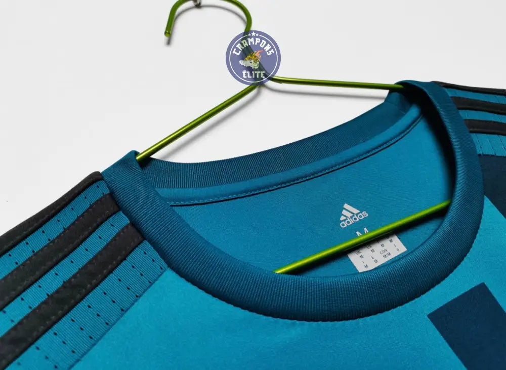 Real Madrid 2017/18 Extérieur