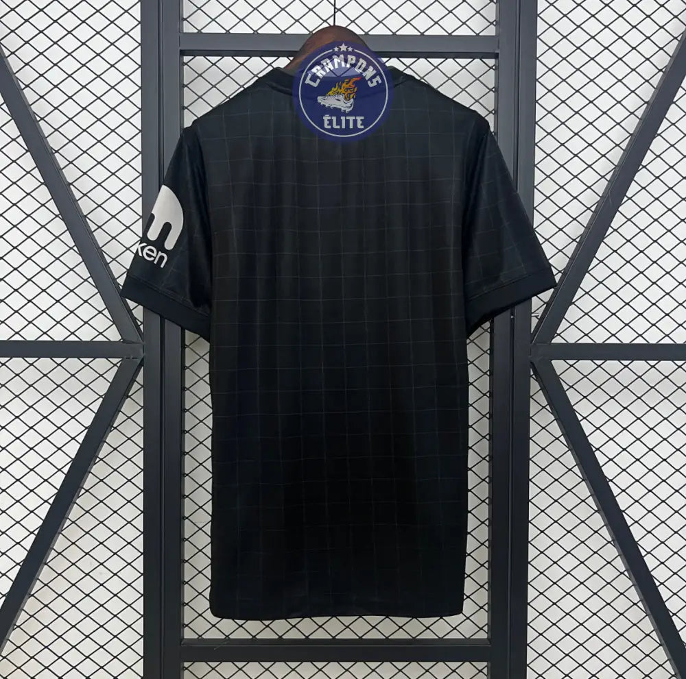 Tottenham 2025/26 Extérieur